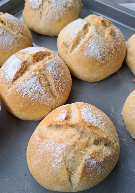 putenbrötchen|Easy German Bread Rolls (Broetchen)